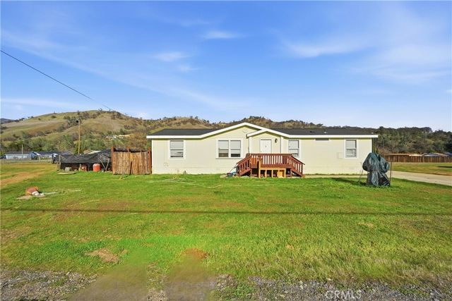 3096 Spring Valley Road, Clearlake Oaks, CA 95423