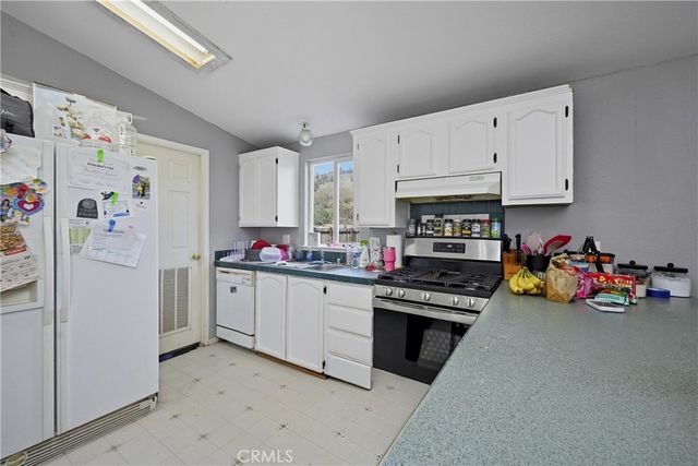 3096 Spring Valley Road, Clearlake Oaks, CA 95423