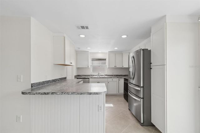 8672 78TH PLACE, Seminole, FL 33777