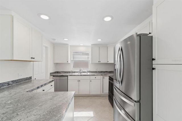8672 78TH PLACE, Seminole, FL 33777