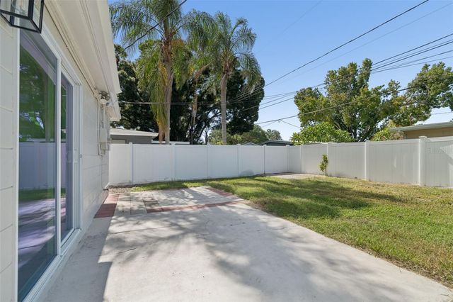 8672 78TH PLACE, Seminole, FL 33777