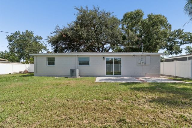 8672 78TH PLACE, Seminole, FL 33777