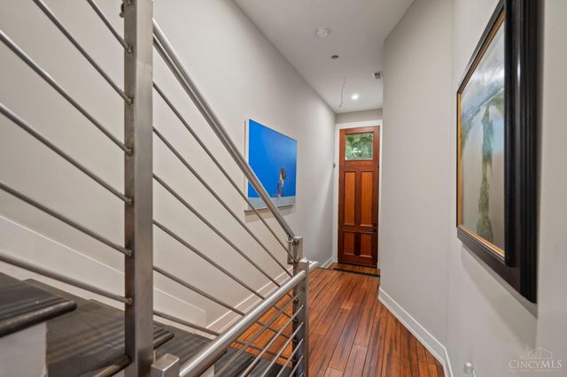 221 Kemp Alley, Cincinnati, OH 45202