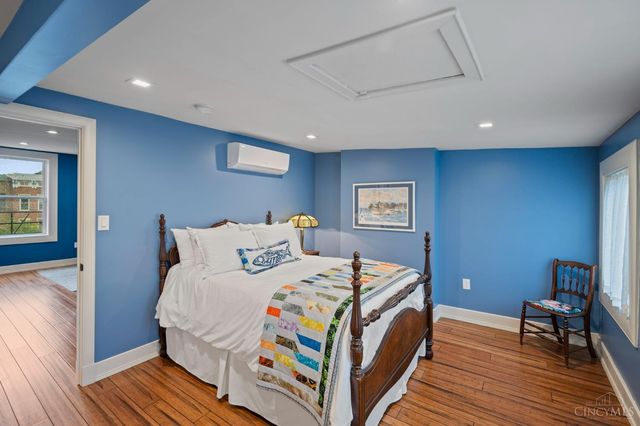 221 Kemp Alley, Cincinnati, OH 45202