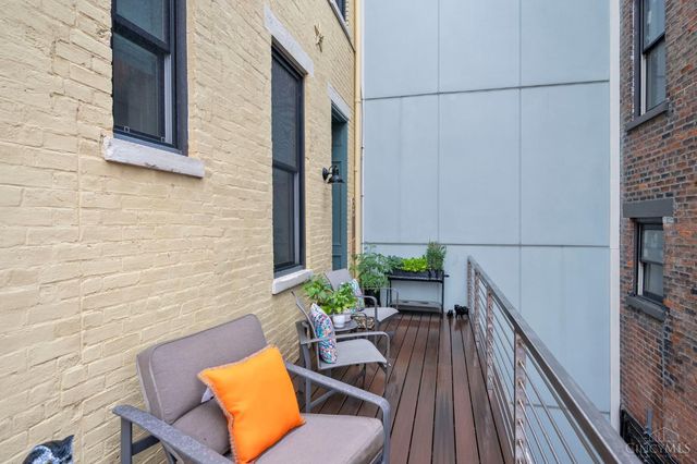 221 Kemp Alley, Cincinnati, OH 45202