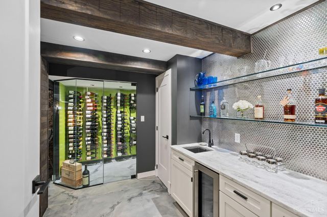 221 Kemp Alley, Cincinnati, OH 45202