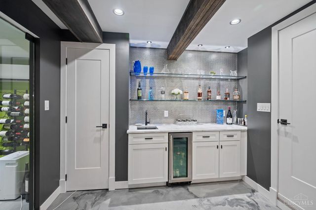 221 Kemp Alley, Cincinnati, OH 45202