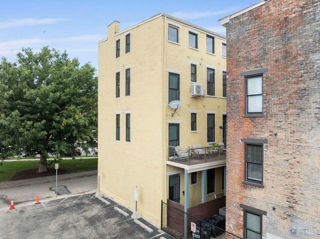 221 Kemp Alley, Cincinnati, OH 45202
