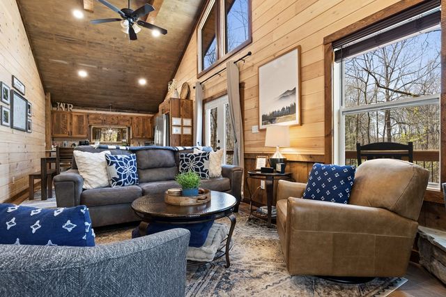 941 Hidden Valley Drive, Morganton, GA 30560