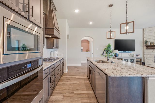 513 River Bank Court, Granbury, TX 76049