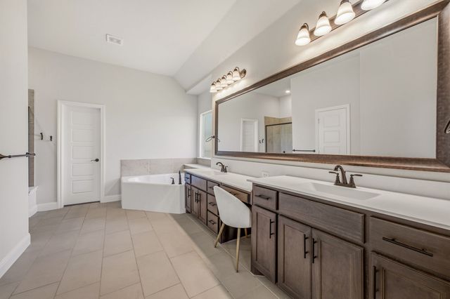 513 River Bank Court, Granbury, TX 76049