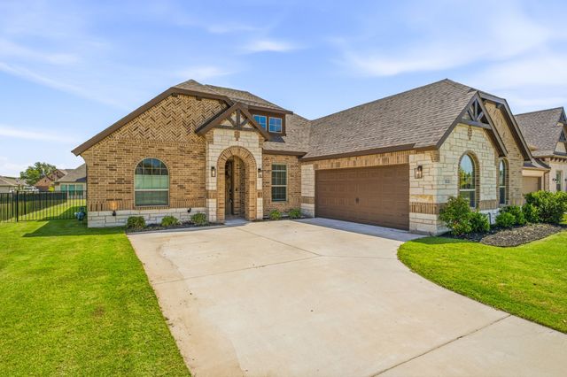 513 River Bank Court, Granbury, TX 76049