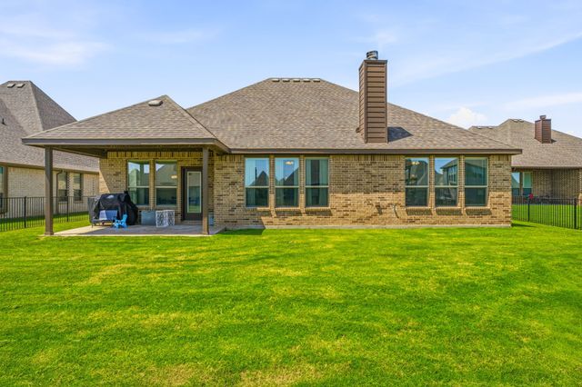 513 River Bank Court, Granbury, TX 76049