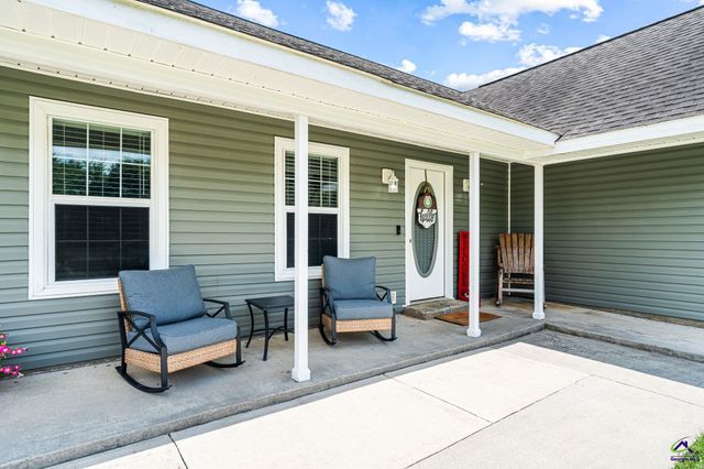 205 Doublegate Drive, Bonaire, GA 31005