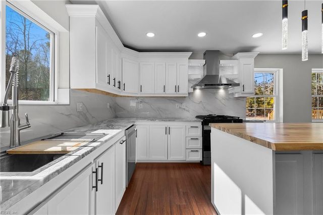 14106 Carrollton BLVD, Carrollton, VA 23314