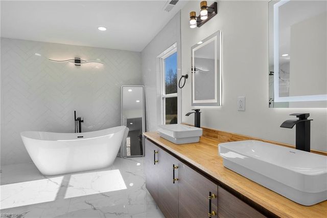 14106 Carrollton BLVD, Carrollton, VA 23314