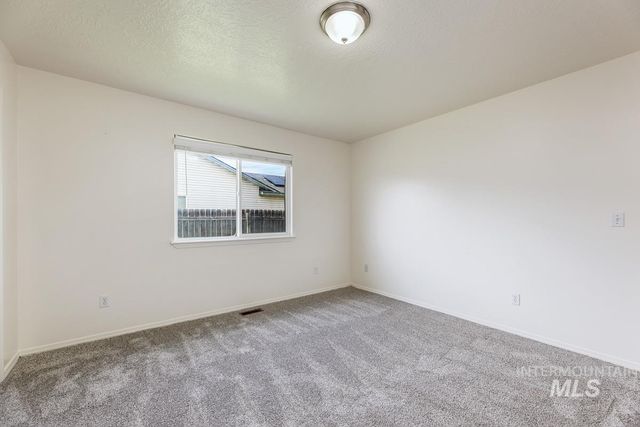 3719 Hickman St, Caldwell, ID 83607