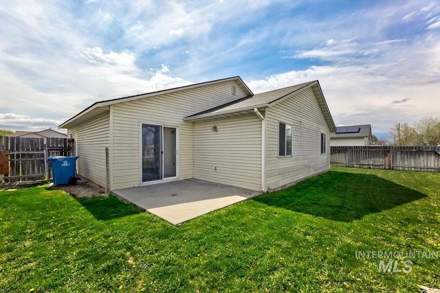 3719 Hickman St, Caldwell, ID 83607