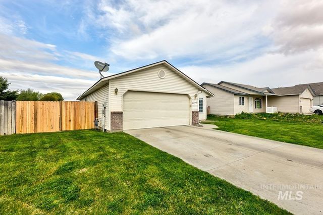 3719 Hickman St, Caldwell, ID 83607
