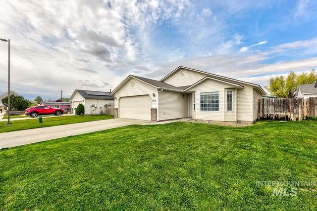3719 Hickman St, Caldwell, ID 83607