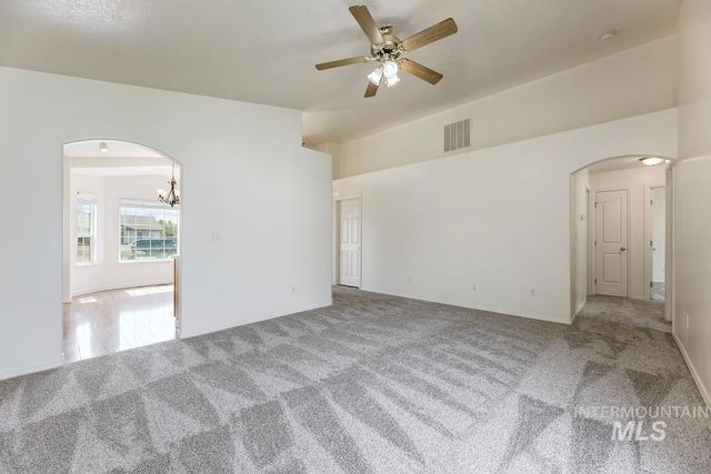 3719 Hickman St, Caldwell, ID 83607