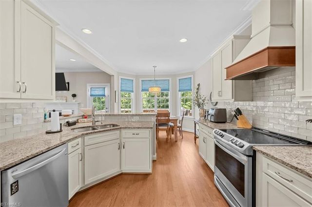 7619 Monty Drive, Kernersville, NC 27284