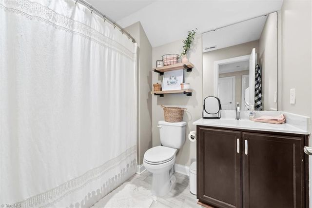 7619 Monty Drive, Kernersville, NC 27284