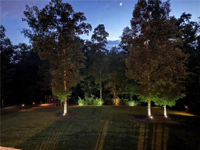 7619 Monty Drive, Kernersville, NC 27284