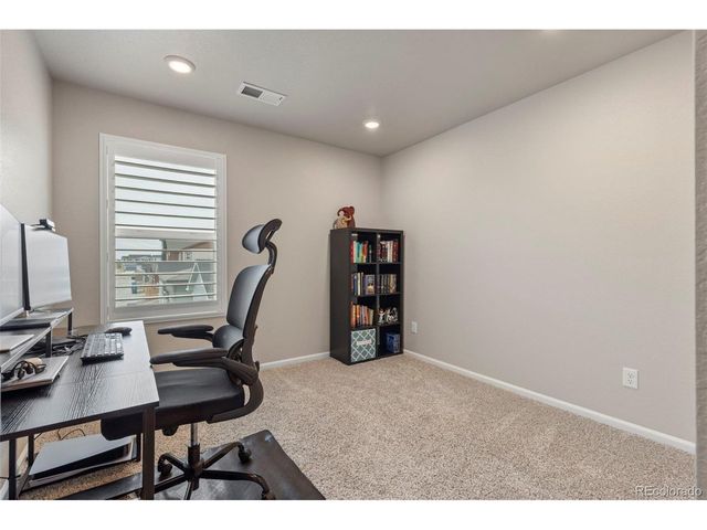 6078 N Lisbon St, Aurora, CO 80019