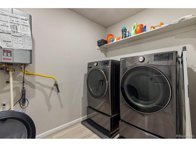 6078 N Lisbon St, Aurora, CO 80019