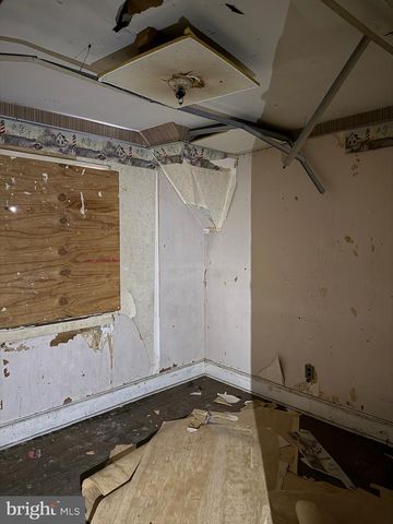 1119 BROWN ST, Chester, PA 19013