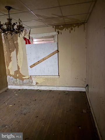 1119 BROWN ST, Chester, PA 19013