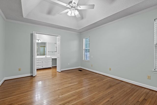 2405 Charleston Square, Chattanooga, TN 37421