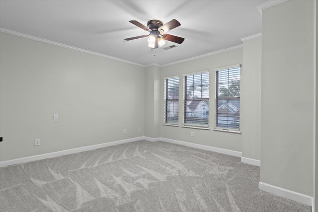 2405 Charleston Square, Chattanooga, TN 37421