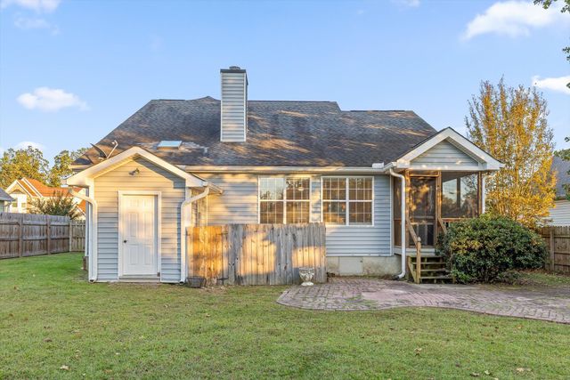 2405 Charleston Square, Chattanooga, TN 37421
