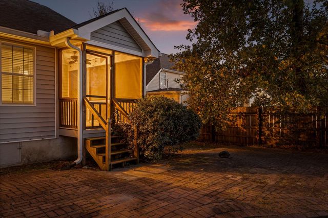 2405 Charleston Square, Chattanooga, TN 37421