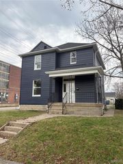 601 Pine, Highland, IL 62249