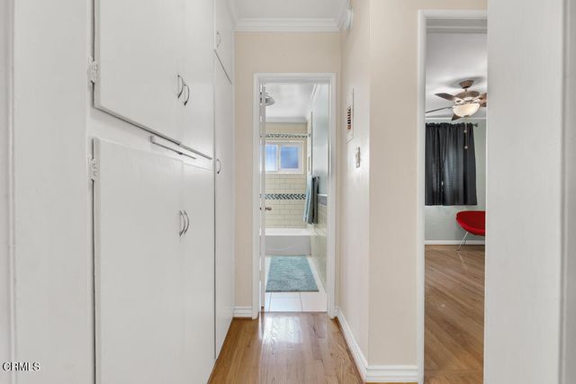 1542 Riverside Drive C, Glendale, CA 91201