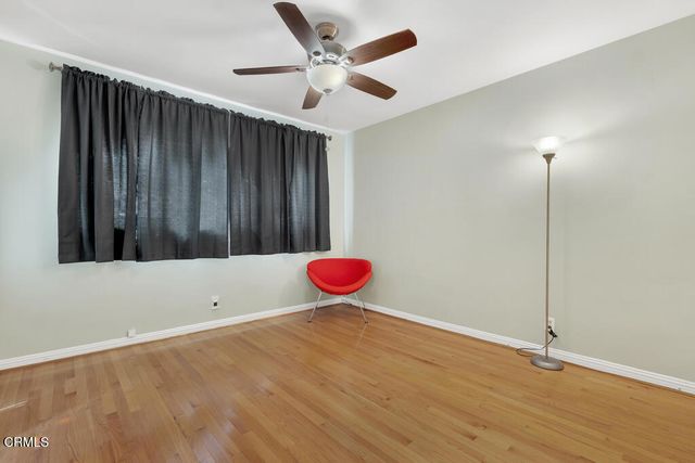 1542 Riverside Drive C, Glendale, CA 91201