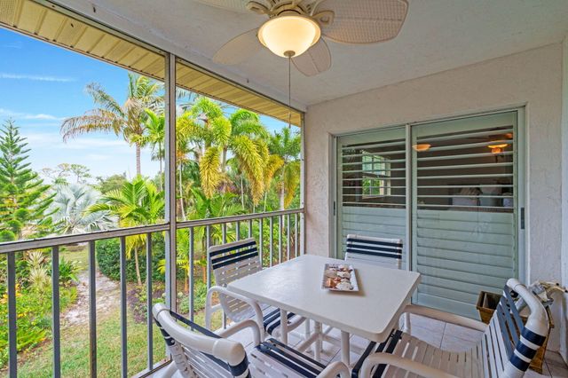 2950 SE Ocean Boulevard 119-6, Stuart, FL 34996