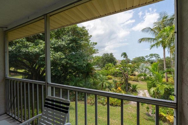 2950 SE Ocean Boulevard 119-6, Stuart, FL 34996