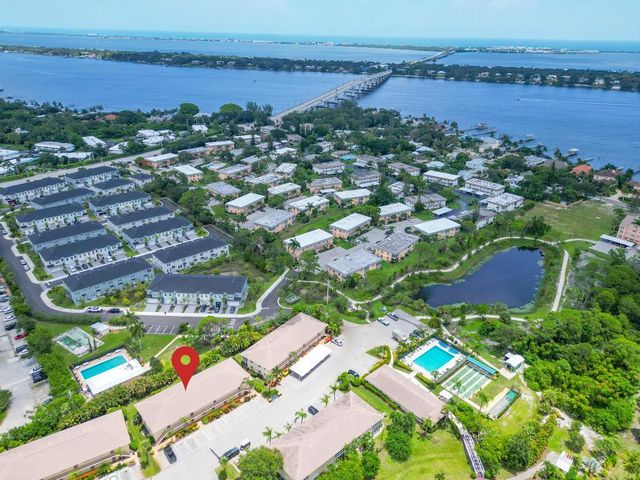 2950 SE Ocean Boulevard 119-6, Stuart, FL 34996