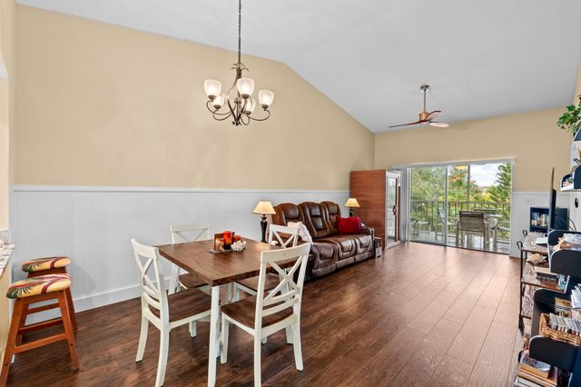 2950 SE Ocean Boulevard 119-6, Stuart, FL 34996