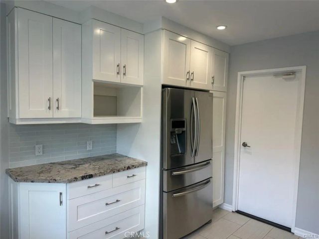 5752 Newcastle Avenue, Encino, CA 91316