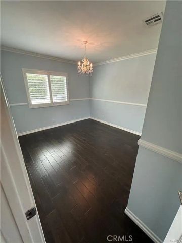 5752 Newcastle Avenue, Encino, CA 91316