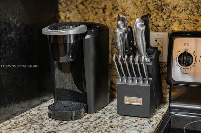 1125 NE 16th Pl 209, Fort Lauderdale, FL 33305