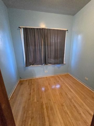 5119 S WASHTENAW Avenue, Chicago, IL 60632