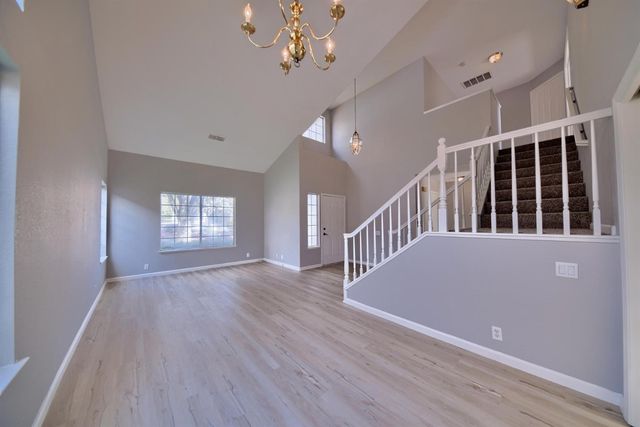 1900 Berryessa Dr, Modesto, CA 95358