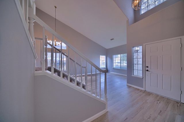 1900 Berryessa Dr, Modesto, CA 95358