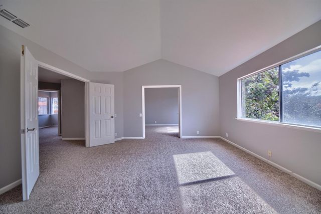 1900 Berryessa Dr, Modesto, CA 95358